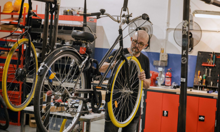 Bicicleta eléctrica en Pedralbes